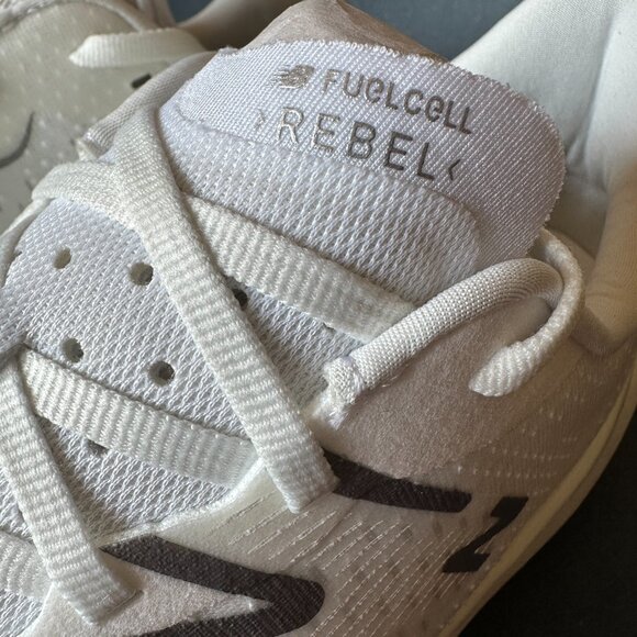 New Balance Fuelcell Rebel v3 - New with box - Men's 12 D - Picture 6 of 11